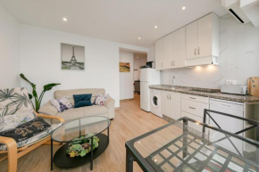 Modern & Stylish Apartment - Old Town
